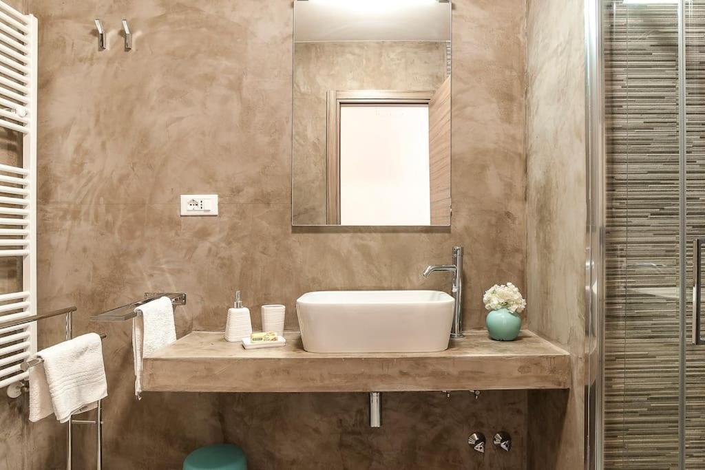 Apartamento Silvy House Terracina Exterior foto